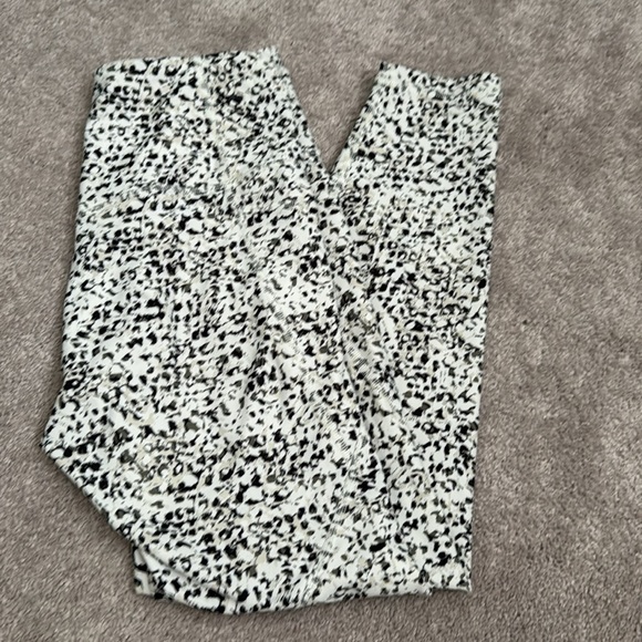 Bundle 3 Pair Workout Leggings - Picture 3 of 17